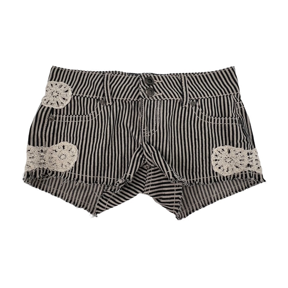 Hot Kiss Black White Striped Cici Crochet Lace Jean Shorts Size 0 Junior’s
